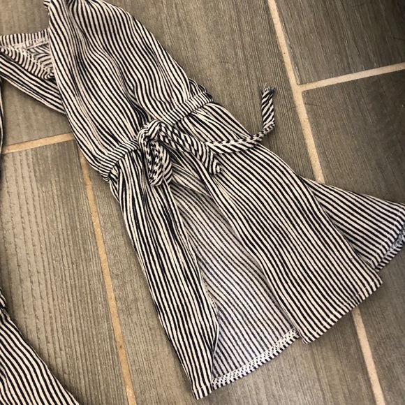 romper - Picture 2 of 4